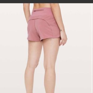 Lululemon Run Times Short ll 4”
Ouicksand